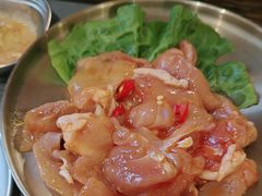 -围炉肉舍•炭烤活鳗•丹东海鲜烤肉(步行街店)