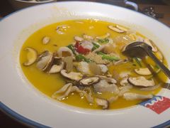 -蜜桃餐厅·伴山(湖滨商业街店)