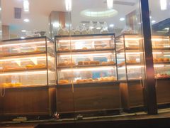 面包甜点陈列柜-85度C(青岛燕儿岛店)