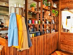 -ROAST coffee & eatery