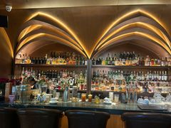 -Mogul Eatery·大亨餐酒馆