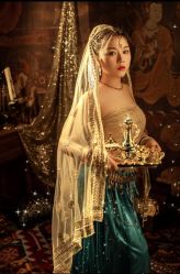 -四叶草环球旅拍