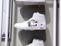 -JORDAN(东方广场店)