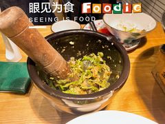 皮蛋青椒擂茄子-费大厨辣椒炒肉(万家丽一店)