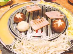 -青瓦炭韩潮烤肉(花园道店)
