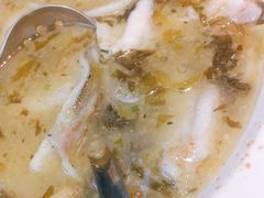 -渔语鱼酸菜鱼新川菜(来福士店)