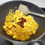 简易晚餐——非常开胃的老干妈鸡蛋炒拉面