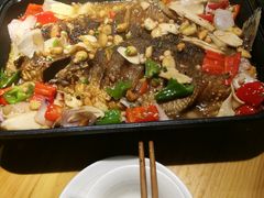 -小小河边鱼(天润城店)