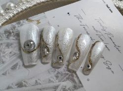 -慕拉美甲美睫皮肤管理