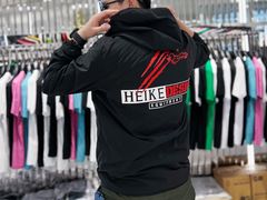-广州白马服装市场