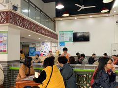 大堂-黄师奶甜品店