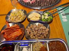 -唯成•韩国炭火烤肉 유성고기