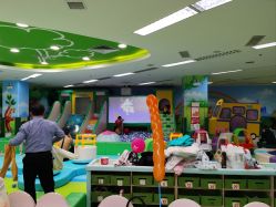 -孩子王童乐园(洛阳万达店)