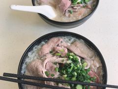 猪肝叉烧米粉-鑫馨餐厅