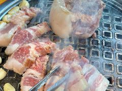 -唯成•韩国炭火烤肉 유성고기