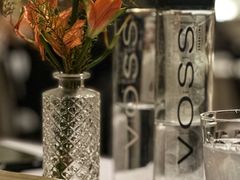 VOSS气泡水-壳里西餐厅Coquille Seafood Bistro(蒙自路店)