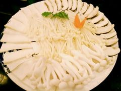 -百年川椒重庆老火锅(光谷店)