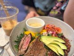 煎牛肉能量Bowl-Wagas沃歌斯(枫蓝国际店)