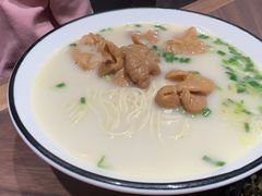 -阿达师傅鱼汤面