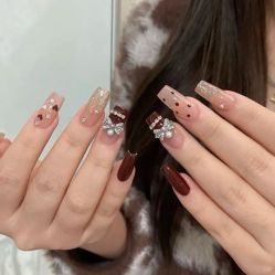 -悦指间美甲美睫