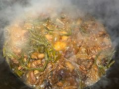 -咱屯子铁锅炖直营店(保利店)