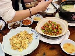 -赖厨潮汕砂锅粥