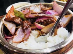 石锅洋葱肥牛饭-宛平李记小吃(东关街店)