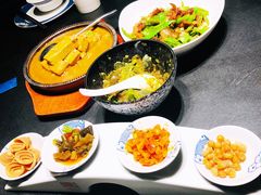 -凤凰湘语·海派湘菜(浦东旗舰店)