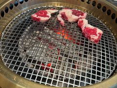 -铭牛烧肉·和牛海鲜自助(高新月牙湖店)
