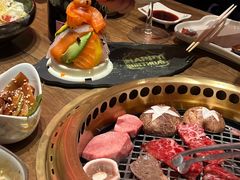 -肉魁屋·烧肉·烧鸟·酒场(高新店)