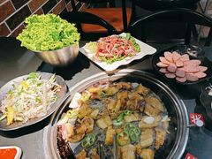 -牛味道炭火烤肉(湖前总店)