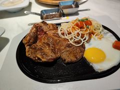 -豪客来牛排(中央花苑店)