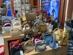 -王权免税店(廊曼机场店)