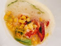 龙虾配豌豆苗和香茅龙虾汁-Jean Georges