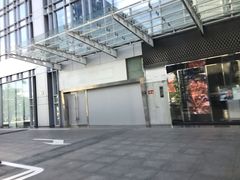 -蔚来中心(北京中关村店)