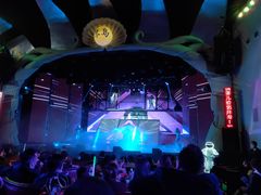 -琴岛演艺中心(中山路店)
