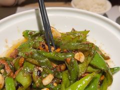 -关东小磨东北菜(漕河泾印象城店)