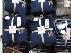 -优衣库(上海虹口龙之梦店)