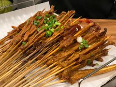-陈员外正宗夹江烧烤(广福路店)