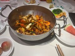 -七欣天香辣蟹火锅(闵行浦江欢乐颂店)