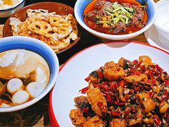 -冯烫烫跷脚牛肉·川菜小馆(武胜西街店)