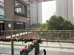 -瑞虹新天地月亮湾