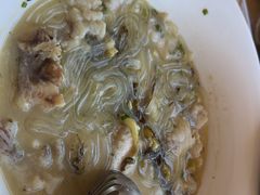 -严记小天府酸菜鱼(西四路店)