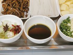 -70後铁锅炖(坡博总店)