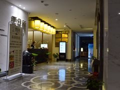 门面-新盈光·云会所(百丈东路店)
