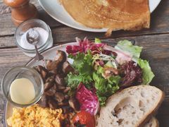 慢炖盐焦糖苹果可丽饼-RAC BAR(安福路店)