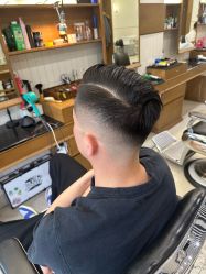 -MARTIN'S BARBER SHOP男士理发馆