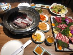 -明洞阿姨·韩式酱蟹烤肉·创意料理(三元桥店)