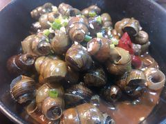 -虾弄弄海派小龙虾·牛羊蝎子火锅