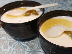 手工自制酸奶-巴扎美食·新疆菜·西域歌舞表演餐厅(新疆大厦店)